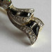 ART DECO zlatá briliantová brošňa 1,05 ct s Onyxmi?