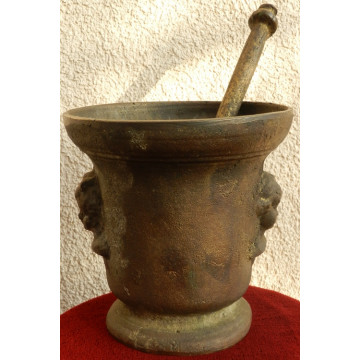 Mažiar v barokovom štýle bronz