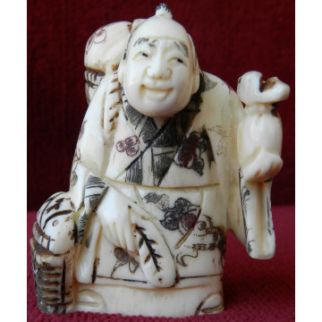 Netsuke Budha s batohom Čína 19 stor.
