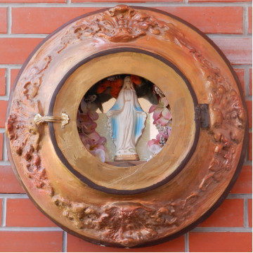 Oválny obrazový rám s Pannou Máriou